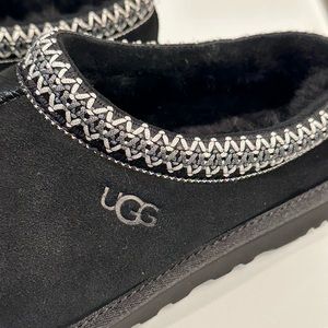 UGG Men’s Tasman Slipper